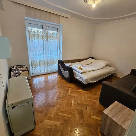 Autobuska Appartement *