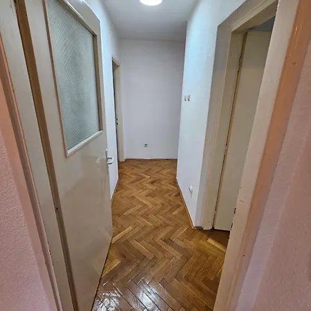 Autobuska Appartement Novi Pazar